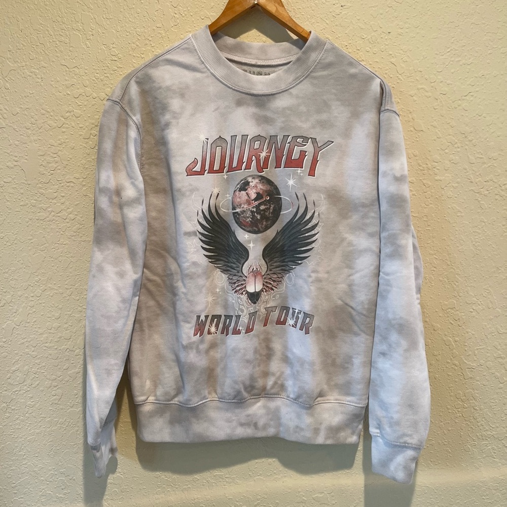 ❣️2/$25❣️ Journey World Tour adult graphic crewneck sweater | SMALL